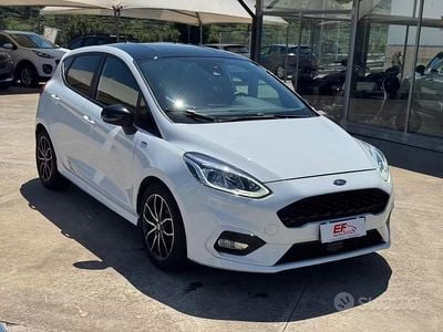 Usata Ford Fiesta ST-Line 85 CV (62 kW) 2017 Bianco Berlina