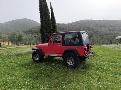 Usata Jeep Wrangler 1989 Rosso SUV