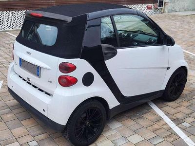 Usata Smart ForTwo Cabrio Pure 45 CV (33 kW) 2007 Bianco Cabrio