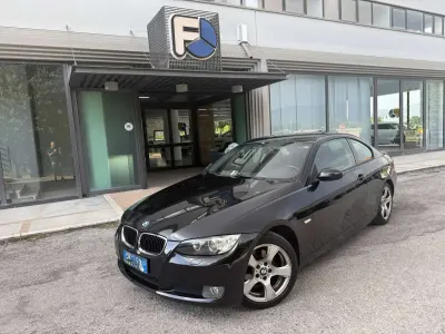 Usata BMW 320 170 CV (125 kW) 2009 Nero Coupé