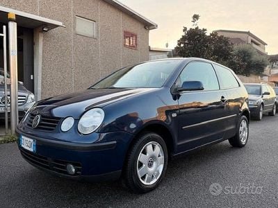 Usata VW Polo Trendline 75 CV (55 kW) 2002 Blu/azzurro Berlina
