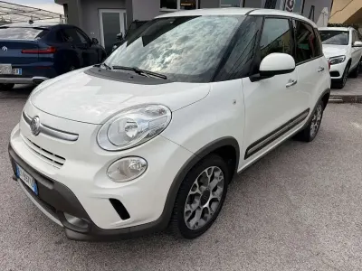 Usata Fiat 500L Trekking 85 CV (62 kW) 2015 Bianco Monovolume