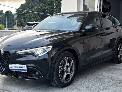 Usata Alfa Romeo Stelvio Sprint 190 CV (139 kW) 2022 Nero SUV