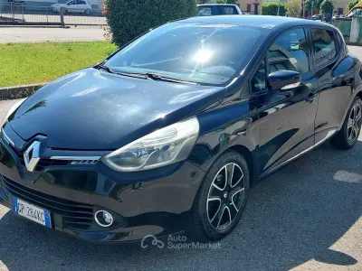Usata Renault Clio IV GT-Line 90 CV (66 kW) 2015 Nero Berlina