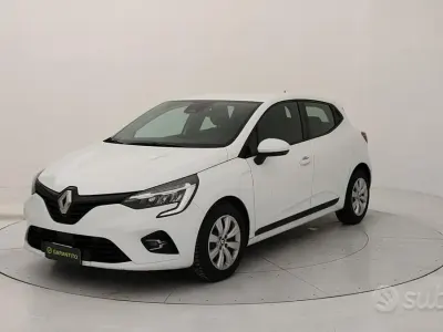 Usata Renault Clio V Business 86 CV (63 kW) 2021 Bianco Berlina