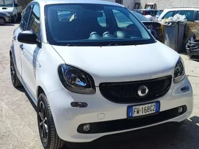 Usata Smart ForFour Prime 71 CV (52 kW) 2019 Utilitaria