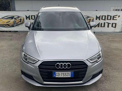 Usata Audi A3 Ambiente 116 CV (85 kW) 2019 Grigio Berlina