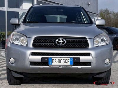 usata Toyota RAV4 RAV 42.2 d-4d 136cv