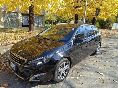 Usata Peugeot 308 120 CV (88 kW) 2016 Nero Berlina