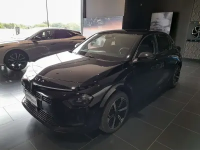 Nuova Lancia Ypsilon 110 CV (80 kW) 2026 Nero Utilitaria