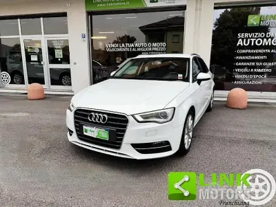 Usata Audi A3 Ambition 105 CV (77 kW) 2014 Bianco Berlina