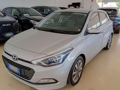 Usata Hyundai i20 84 CV (61 kW) 2018 Argento Utilitaria