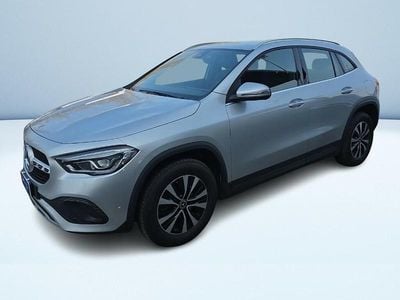 Usata Mercedes GLA220 190 CV (139 kW) 2022 Argento SUV