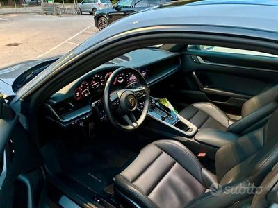 Porsche 911 Carrera