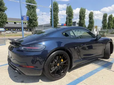 Usata Porsche 718 366 CV (269 kW) 2018 Blu/azzurro Coupé