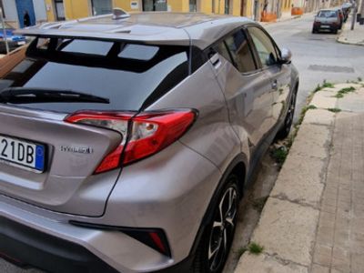 usata Toyota C-HR C-HR 1.8 Hybrid E-CVT Lounge