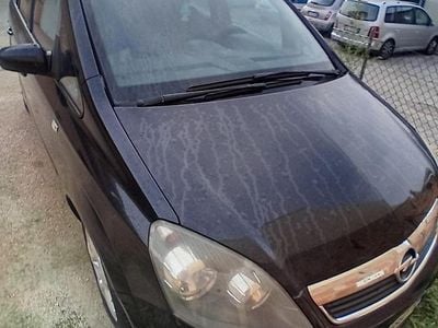 Usata Opel Zafira 101 CV (74 kW) 2007 Nero Monovolume