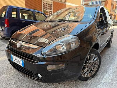 Usata Fiat Punto Evo Emotion 78 CV (57 kW) 2011 Nero Utilitaria