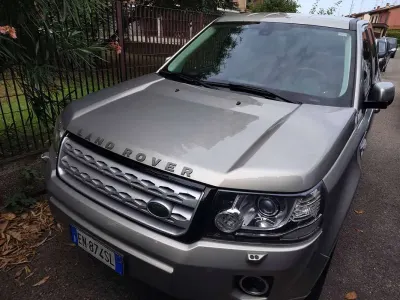 Usata Land Rover Freelander 2 SE 150 CV (110 kW) 2012 Oro SUV