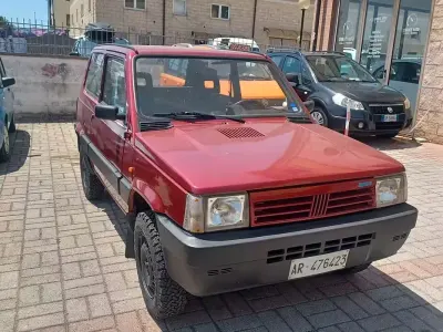 Usata Fiat Panda 4x4 50 CV (36 kW) 1993 Rosso Utilitaria