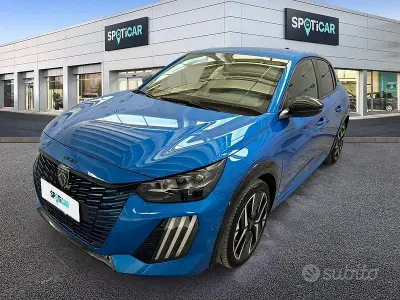 Usata Peugeot 208 GT 102 CV (75 kW) 2024 Blu Utilitaria