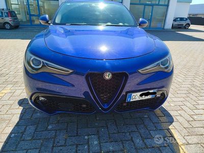Usata Alfa Romeo Stelvio Executive 190 CV (139 kW) 2020 Blu SUV