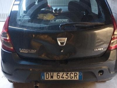Usata Dacia Sandero 90 CV (66 kW) 2009 Grigio Berlina