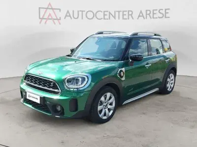 Usata Mini Cooper Countryman Business 125 CV (91 kW) 2021 Verde SUV