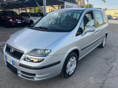 Käytetty Fiat Ulysse Dynamic 136 HP (100 kW) 2008 Harmaa Tila-auto