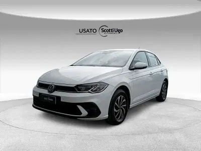 Begagnad VW Polo Life 80 HK (58 kW) 2023 Vit Halvkombi