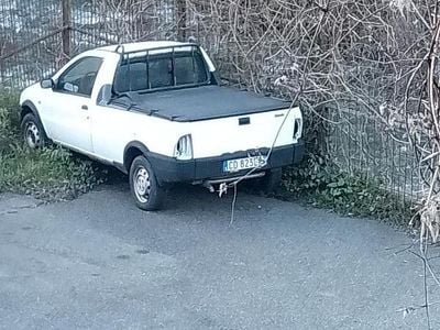 Begagnad Fiat Strada 2003 Vit