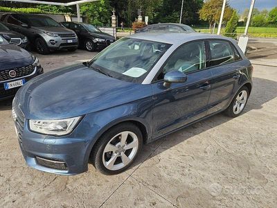 Usata Audi A1 Admired 82 CV (60 kW) 2016 Blu metallizzato Utilitaria