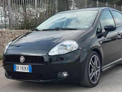 Usata Fiat Grande Punto 90 CV (66 kW) 2009 Nero Utilitaria