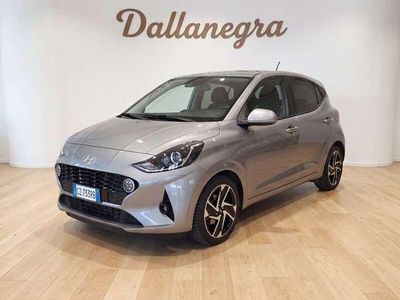 Usata Hyundai i10 Prime 67 CV (49 kW) 2021 Argento Utilitaria