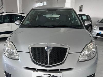 Usata Lancia Ypsilon 60 CV (44 kW) 2008 Grigio Utilitaria