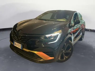Usata Renault Captur Engineered 143 CV (105 kW) 2023 Nero SUV
