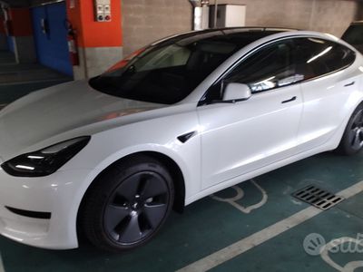 Usata Tesla Model 3 208 kW (283 CV) 2021 Bianco Berlina