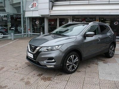 Usata Nissan Qashqai Tekna 131 CV (96 kW) 2018 Grigio SUV