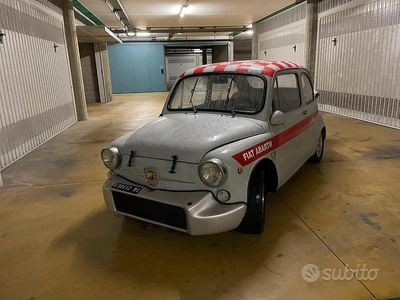 Usata Fiat 600D 86 CV (63 kW) 1960 Grigio Utilitaria