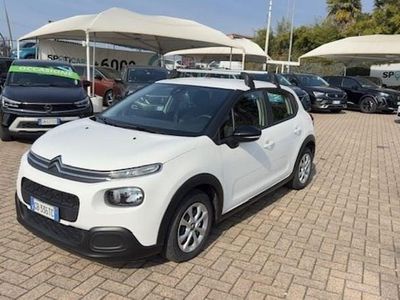 Używany Citroën C3 PureTech 83 KM (61 kW) 2020 Biały Hatchback