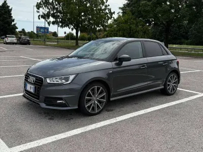 Usata Audi A1 Sportback Sport 116 CV (85 kW) 2016 Grigio Utilitaria