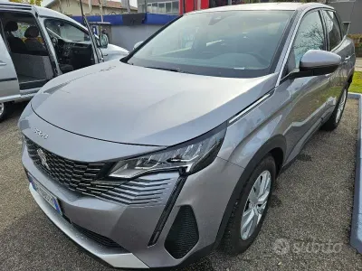 Usata Peugeot 3008 GT 131 CV (96 kW) 2021 Grigio metallizzato SUV