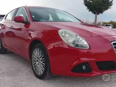 Gebraucht Alfa Romeo Giulietta Exclusive 170 PS (125 kW) 2011 Rot Kleinwagen