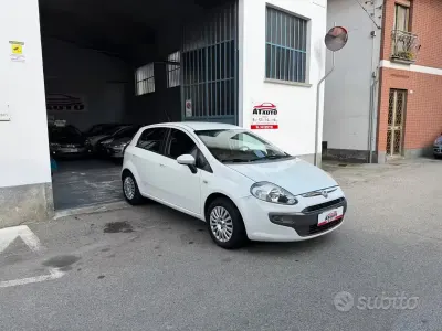 Occasion Fiat Punto Evo Emotion 77 ch (56 kW) 2010 Blanc Citadine