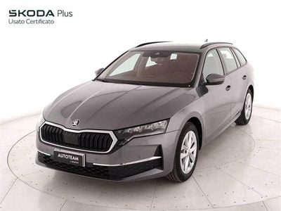 Usata Skoda Octavia Executive 150 CV (110 kW) 2024 Grigio Station wagon