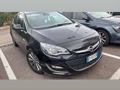 Usata Opel Astra 110 CV (80 kW) 2015 Berlina