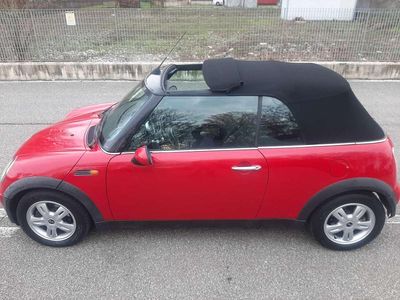 Usata Mini One Cabriolet 90 CV (66 kW) 2006 Rosso Cabrio