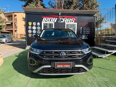 Usata VW T-Roc Style 149 CV (109 kW) 2023 Nero SUV