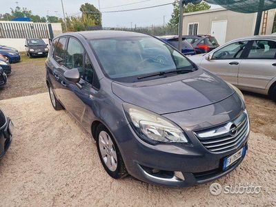 usata Opel Meriva 13d euro 5B 2016 Garanzia 12 mesi