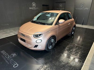 Usata Fiat 500e Icon 86 kW (118 CV) 2021 Rosa Berlina